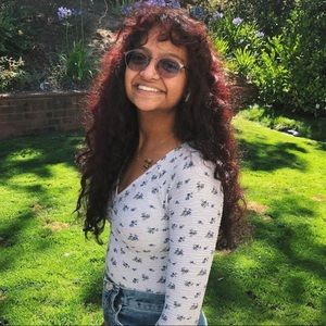 Meet your Posher, Divya